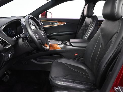 Used 2016 Lincoln MKX Reserve w/ Technology Package AWD/4WD image 13