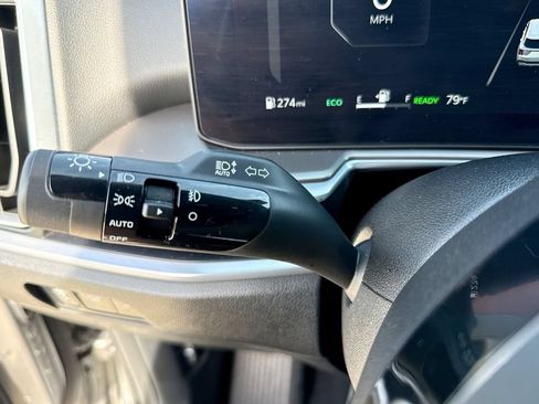 Used 2025 Kia Sorento SX Prestige AWD/4WD image 28