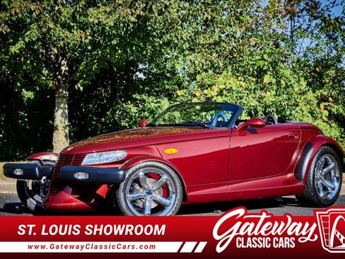 Used 2002 Chrysler Prowler image 1