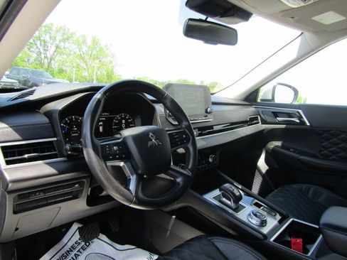 Used 2022 Mitsubishi Outlander SEL AWD/4WD image 10