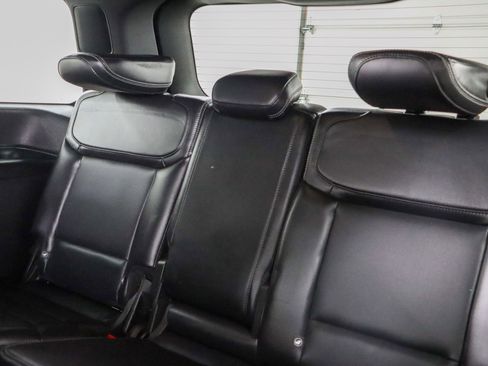 Used 2025 Ford Expedition Platinum w/ Stealth Performance Package AWD/4WD image 27