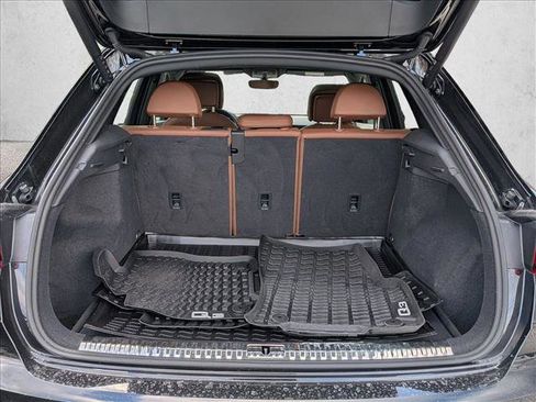 Certified 2023 Audi Q3 2.0T Premium w/ Convenience Package image 6