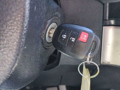 Used 2019 Toyota Tacoma SR5 image 26