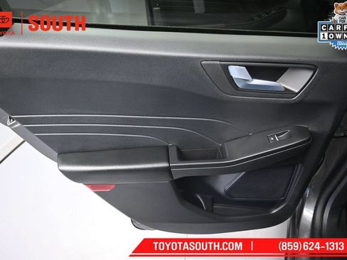 Used 2025 Ford Escape ST-Line AWD/4WD image 25