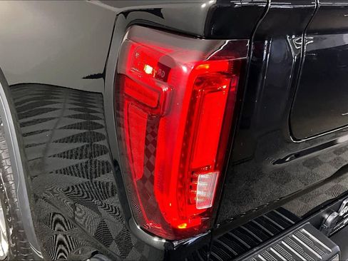 Used 2020 GMC Sierra 1500 SLT AWD/4WD image 27