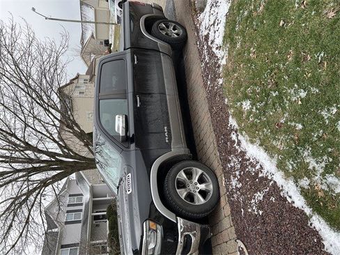 Used 2020 RAM 1500 Laramie image 38