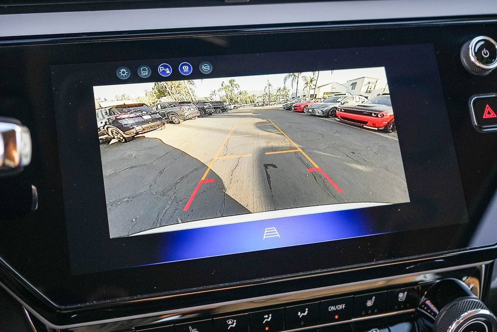 Used 2027 Chevrolet Bolt RS FWD image 22