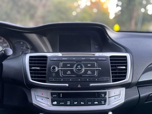 Used 2014 Honda Accord Sport image 14