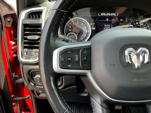 Used 2023 RAM 1500 Big Horn AWD/4WD image 12