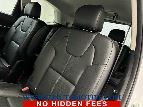 Used 2021 Kia Telluride EX w/ EX Premium Package image 16