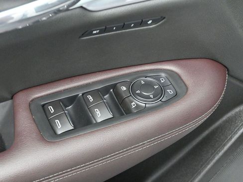 Certified 2024 Cadillac XT6 Premium Luxury image 11