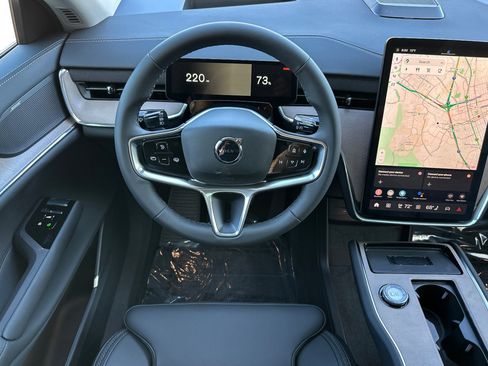 New 2025 Volvo EX90 Plus AWD/4WD image 12