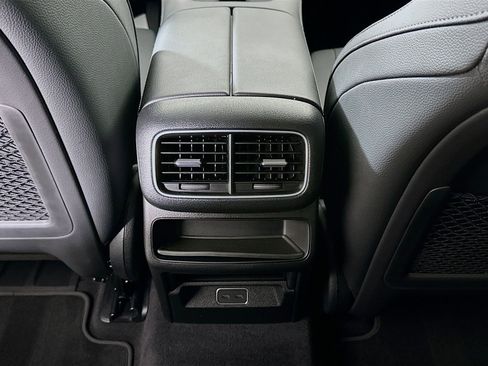 Certified 2025 Mercedes-Benz GLE 350 4MATIC image 28