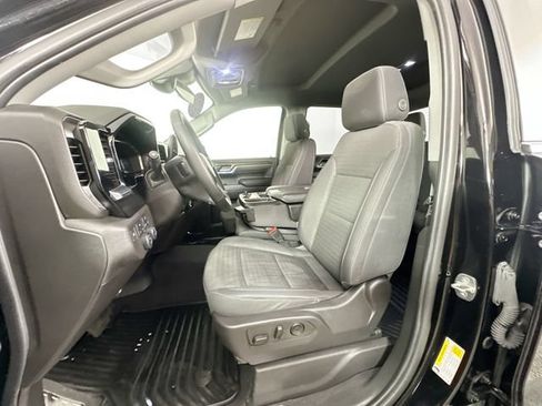 Used 2024 Chevrolet Silverado 1500 LT AWD/4WD image 11