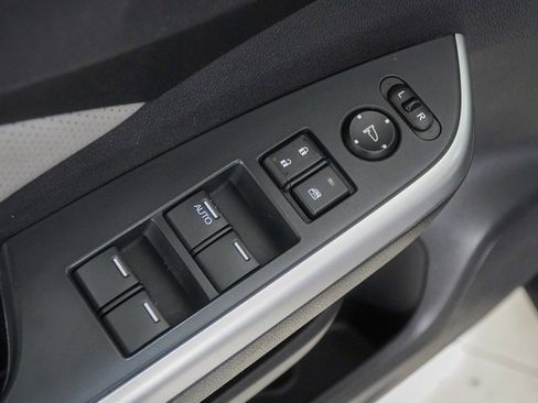 Used 2015 Honda CR-V EX-L image 19