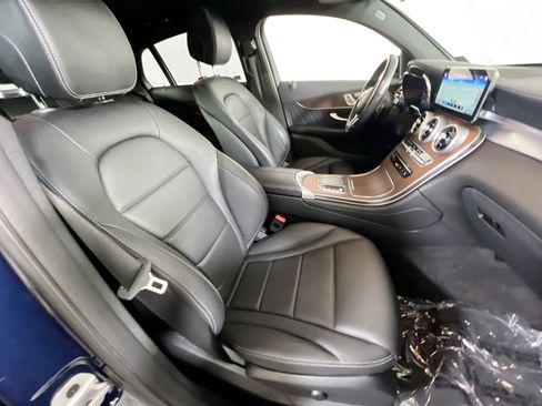 Used 2023 Mercedes-Benz GLC 300 4MATIC Coupe image 29