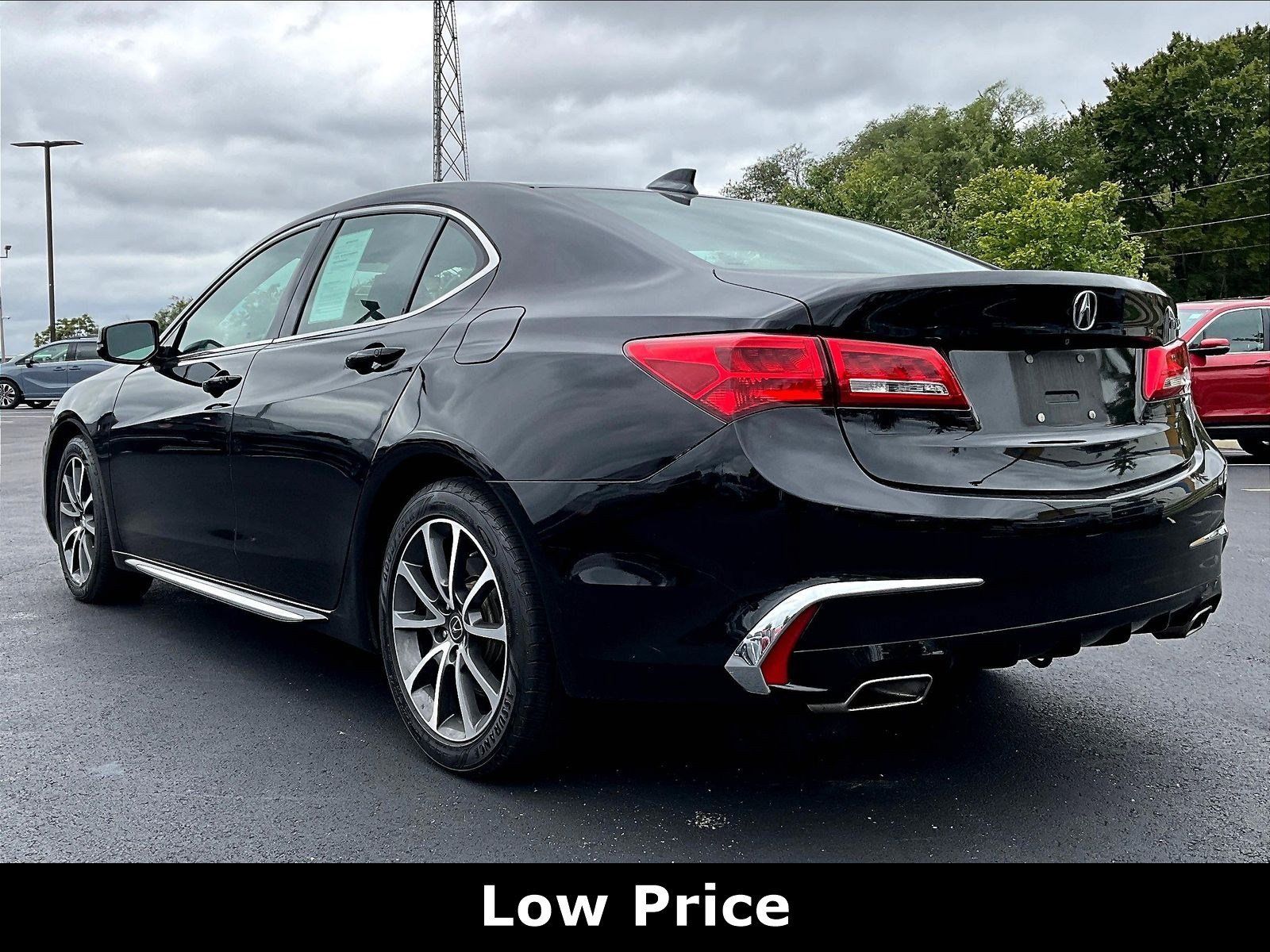 Used 2018 Acura TLX w/ Technology Package FWD image 3