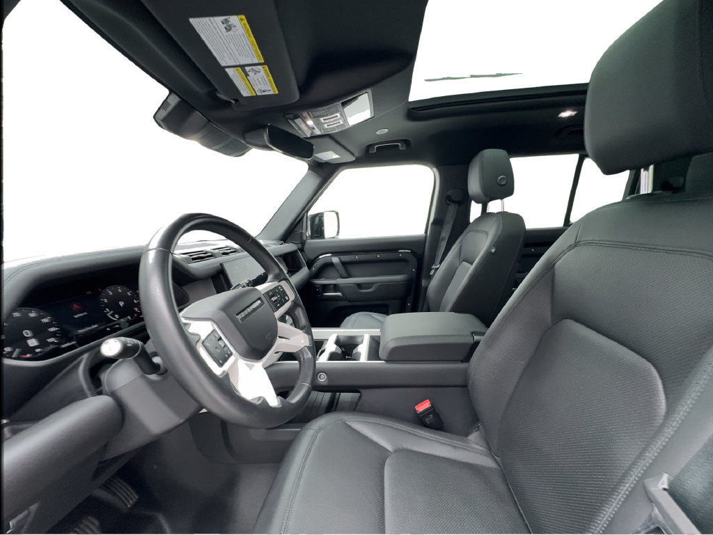 Used 2025 Land Rover Defender 110 S AWD/4WD image 21