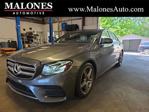 Used 2019 Mercedes-Benz E 300 image 1