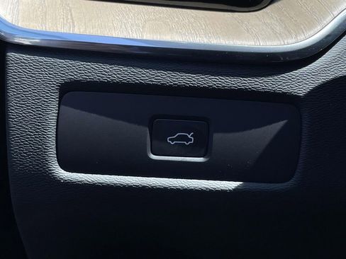 New 2026 Volvo XC60 B5 Plus w/ Protection Package Premier image 12