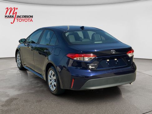 Used 2024 Toyota Corolla LE FWD image 8