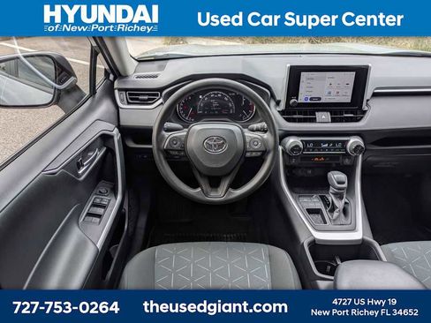 Used 2023 Toyota RAV4 XLE w/ Convenience Package image 21