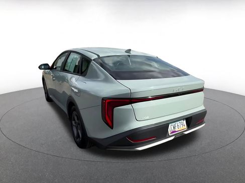 Used 2025 Kia K4 LXS image 11