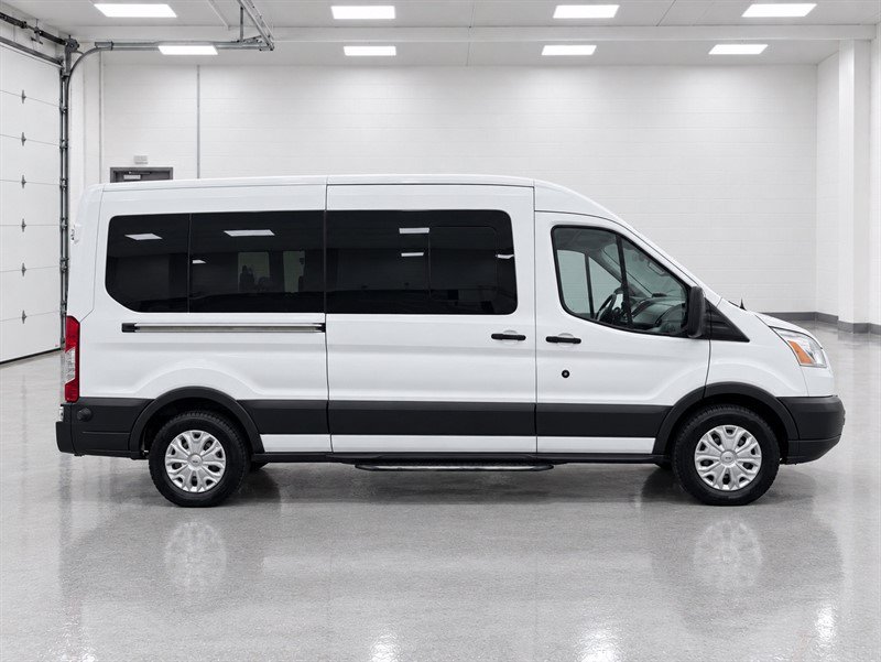 Used 2016 Ford Transit 350 XLT RWD image 3