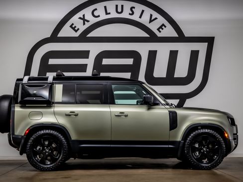 Used 2020 Land Rover Defender 110 HSE AWD/4WD image 9