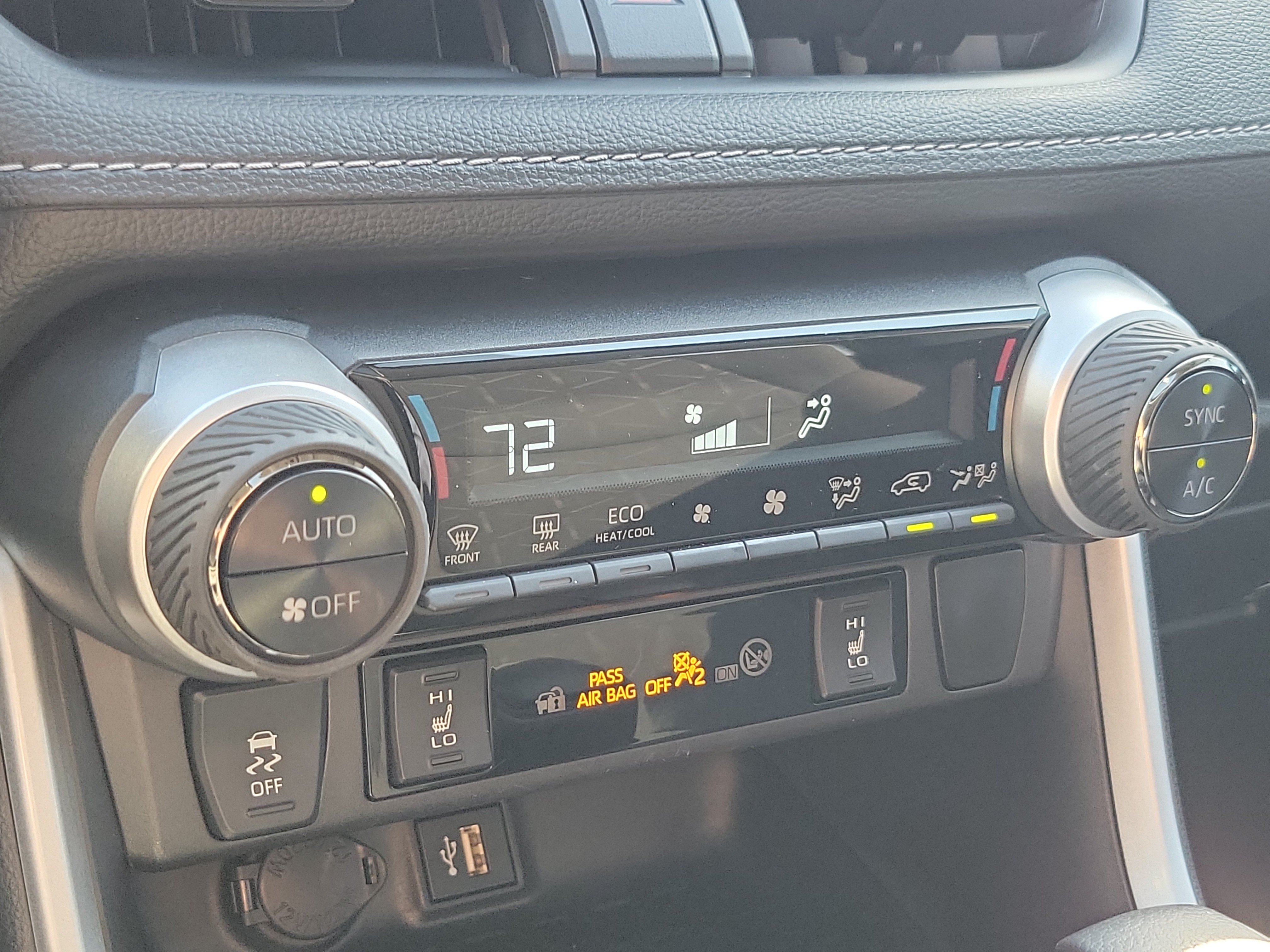 Certified 2024 Toyota RAV4 XLE w/ Convenience Package AWD/4WD image 34