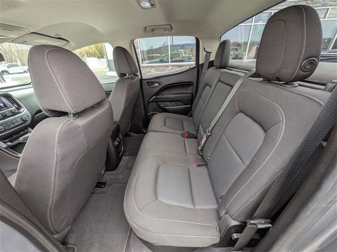 Used 2019 Chevrolet Colorado LT image 18