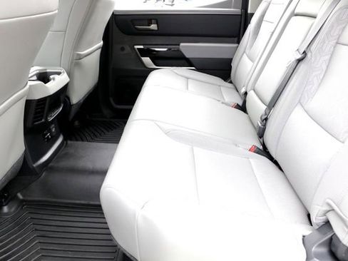 Used 2024 Toyota Tundra Limited image 24