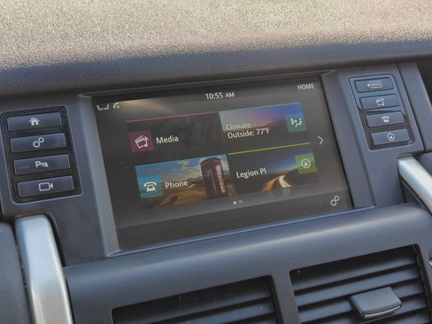 Used 2019 Land Rover Discovery Sport HSE AWD/4WD image 28
