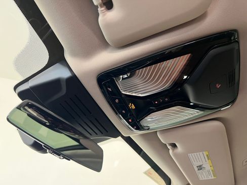 Used 2025 BMW X7 xDrive40i image 19