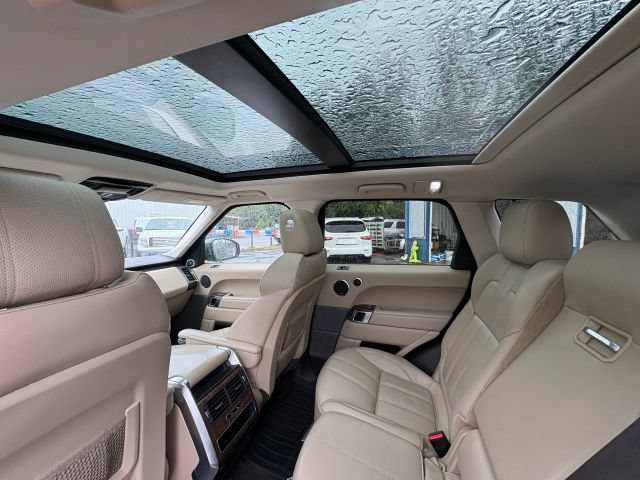 Used 2014 Land Rover Range Rover Sport HSE AWD/4WD image 20