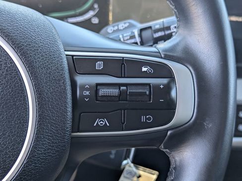 Used 2023 Kia Sportage LX AWD/4WD image 17