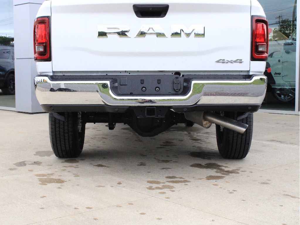 New 2027 RAM 3500 Tradesman w/ Chrome Appearance Group A AWD/4WD image 37