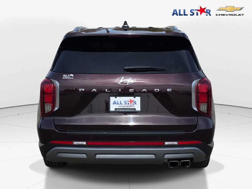 Used 2023 Hyundai Palisade Limited FWD image 4