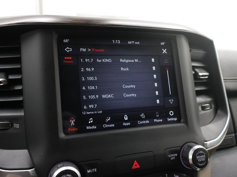 Used 2020 RAM 1500 Laramie AWD/4WD image 47