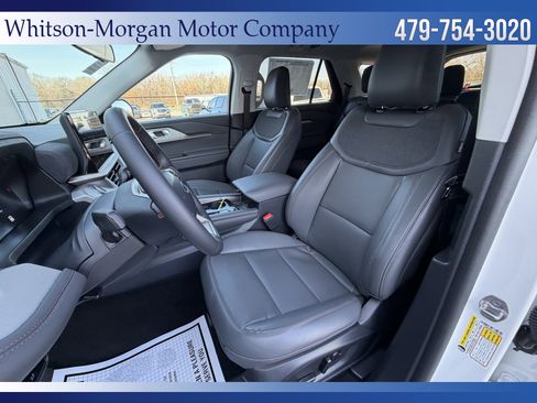 New 2026 Ford Explorer Active w/ Active Comfort Package AWD/4WD image 9