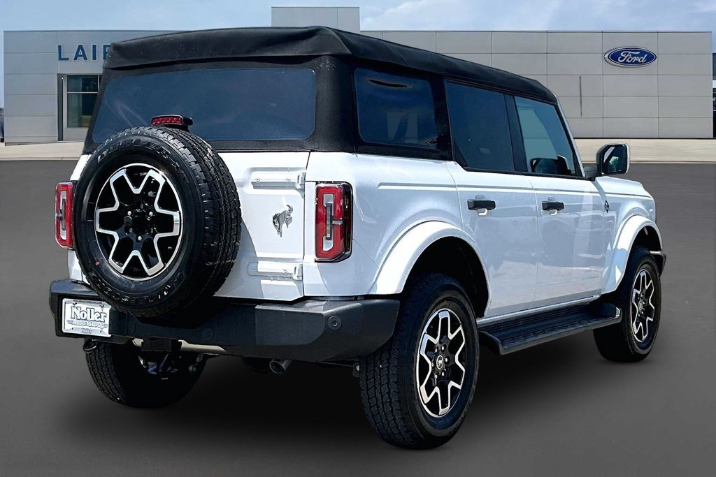 New 2026 Ford Bronco Outer Banks AWD/4WD image 5