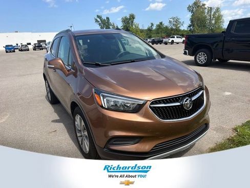 Used 2017 Buick Encore Preferred FWD image 1