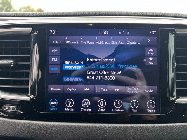 Used 2018 Chrysler Pacifica Touring-L Plus w/ S Appearance Package FWD image 18