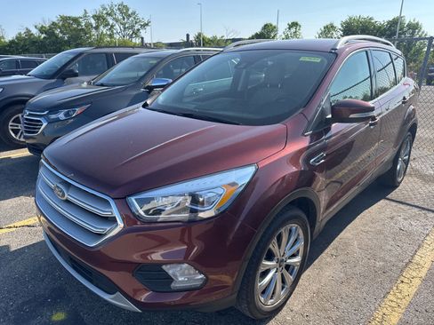 Used 2018 Ford Escape Titanium w/ Ford Safe & Smart Package AWD/4WD image 27