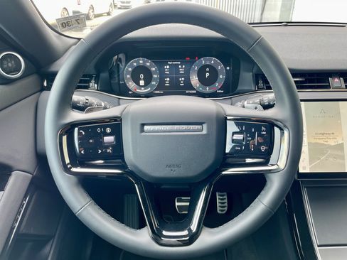 Certified 2025 Land Rover Range Rover Evoque Dynamic SE AWD/4WD image 21