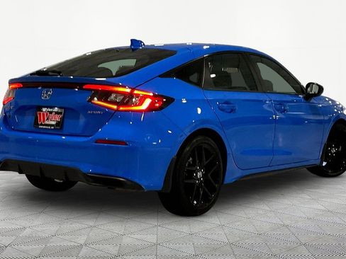 Used 2025 Honda Civic Sport image 6