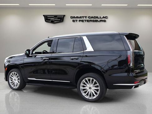 Used 2024 Cadillac Escalade Premium Luxury w/ Performance Package image 3