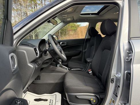 New 2026 Hyundai Venue SEL image 12