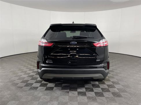 Used 2022 Ford Edge SEL w/ Convenience Package image 3