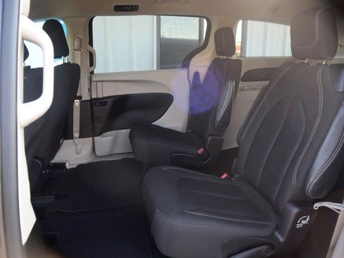 Used 2023 Chrysler Voyager LX FWD image 51